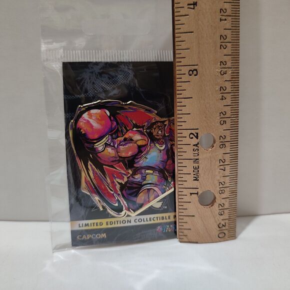 Street Fighter Balrog Painterly Series Enamel Pin Official Capcom Badge - Picture 2 of 2